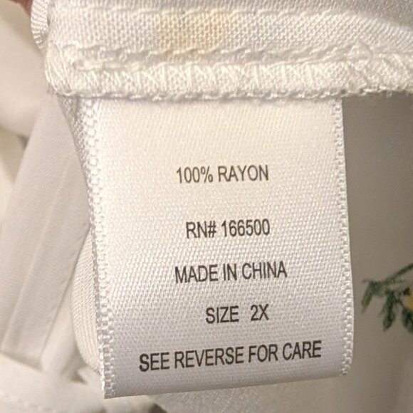 Emily Daniels Womens Plus Sz 2XL Short Sleeve Tie Front Button Front Blouse NWT - Picture 4 of 6